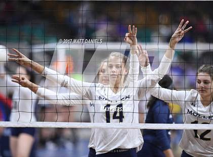Thumbnail 2 in Roosevelt vs. Mullen (CHSAA 4A Pool 1 Playoff) photogallery.