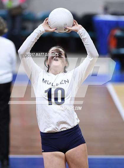 Thumbnail 3 in Roosevelt vs. Mullen (CHSAA 4A Pool 1 Playoff) photogallery.