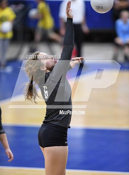 Thumbnail 3 in Roosevelt vs. Mullen (CHSAA 4A Pool 1 Playoff) photogallery.