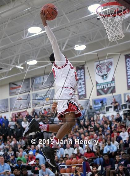 Thumbnail 2 in 2015 MaxPreps Holiday Classic Dunk Contest photogallery.