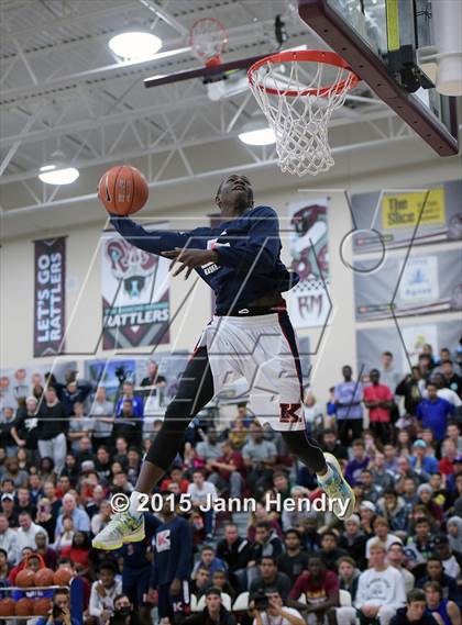 Thumbnail 2 in 2015 MaxPreps Holiday Classic Dunk Contest photogallery.