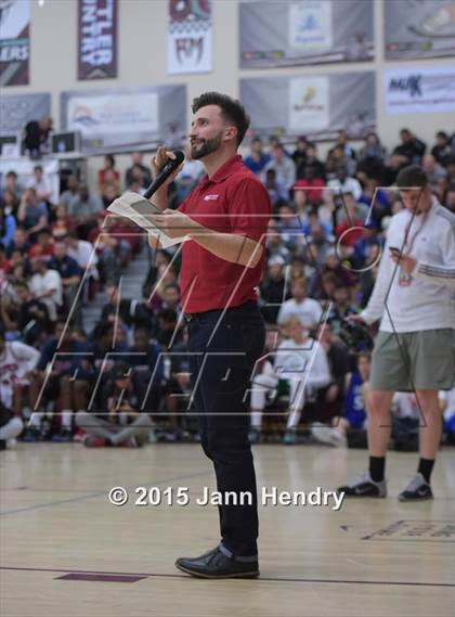 Thumbnail 3 in 2015 MaxPreps Holiday Classic Dunk Contest photogallery.
