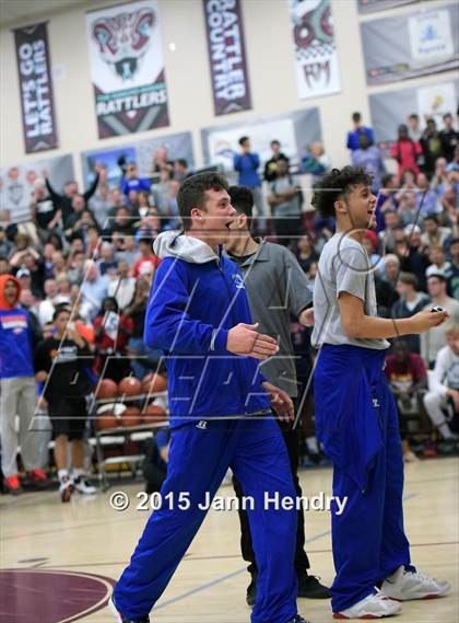 Thumbnail 1 in 2015 MaxPreps Holiday Classic Dunk Contest photogallery.