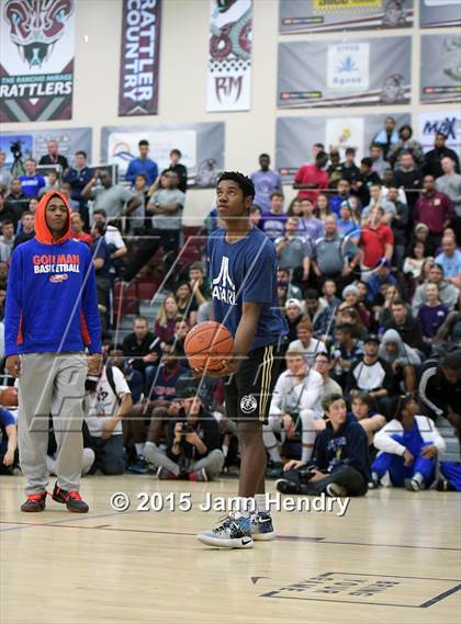 Thumbnail 3 in 2015 MaxPreps Holiday Classic Dunk Contest photogallery.