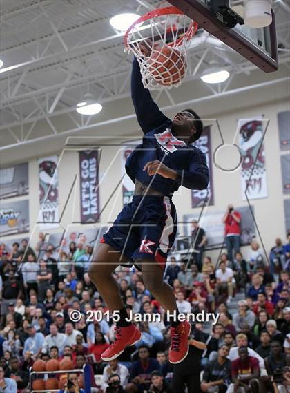 Thumbnail 1 in 2015 MaxPreps Holiday Classic Dunk Contest photogallery.