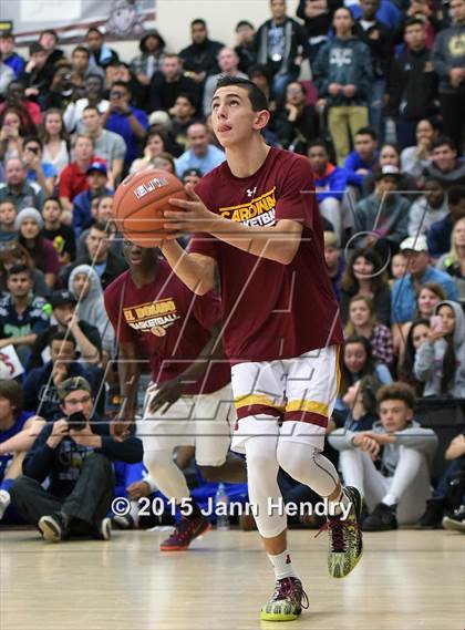 Thumbnail 3 in 2015 MaxPreps Holiday Classic Dunk Contest photogallery.