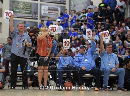 Thumbnail 2 in 2015 MaxPreps Holiday Classic Dunk Contest photogallery.
