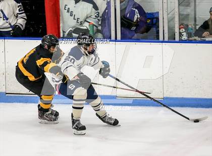 Thumbnail 1 in Southern Regional @ Middletown South photogallery.