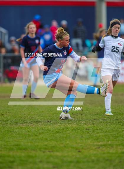 Thumbnail 2 in Clinton @ Lewisburg (MHSAA 6A Semifinal) photogallery.