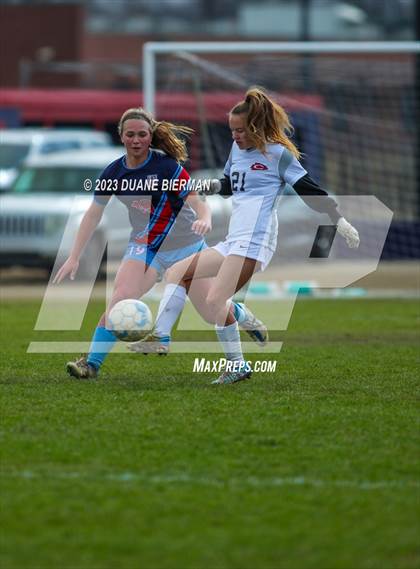 Thumbnail 3 in Clinton @ Lewisburg (MHSAA 6A Semifinal) photogallery.