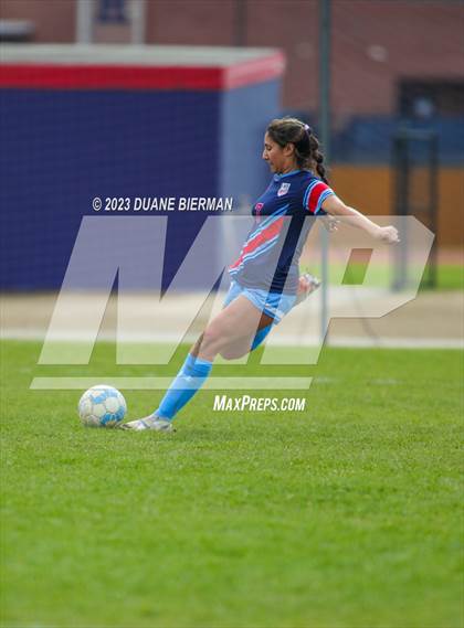 Thumbnail 3 in Clinton @ Lewisburg (MHSAA 6A Semifinal) photogallery.