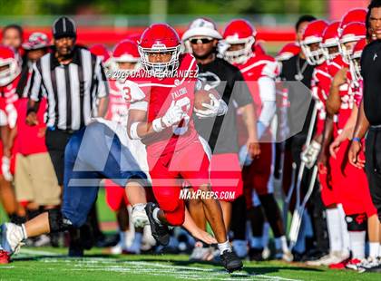 Thumbnail 3 in Terry Sanford @ Seventy-First photogallery.