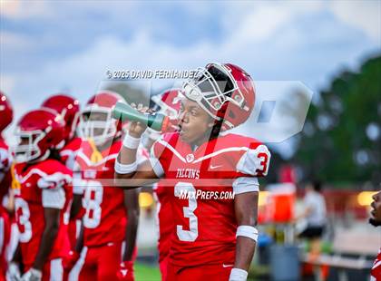Thumbnail 3 in Terry Sanford @ Seventy-First photogallery.