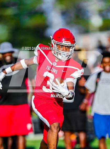 Thumbnail 1 in Terry Sanford @ Seventy-First photogallery.