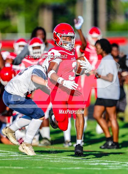Thumbnail 3 in Terry Sanford @ Seventy-First photogallery.