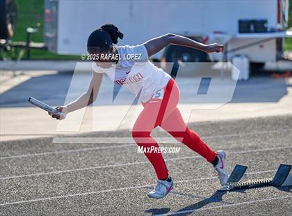 Thumbnail 1 in UIL 6A Track & Field Area 21&22 (4x400M Relay) photogallery.