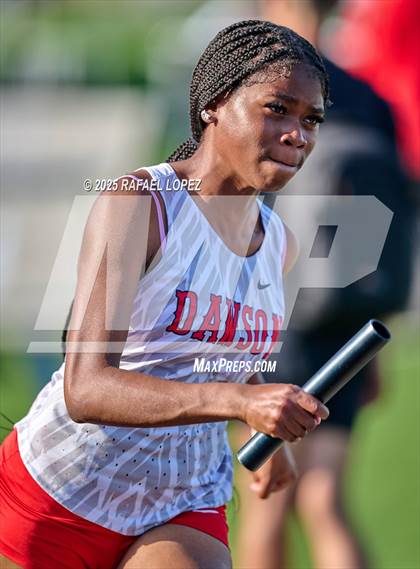 Thumbnail 3 in UIL 6A Track & Field Area 21&22 (4x400M Relay) photogallery.