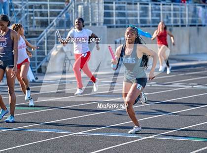 Thumbnail 3 in UIL 6A Track & Field Area 21&22 (4x400M Relay) photogallery.