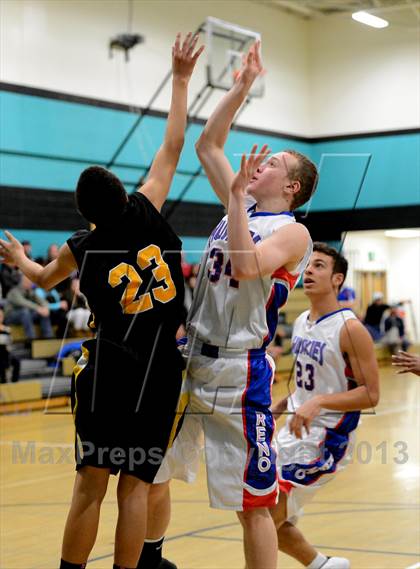 Thumbnail 1 in Reno vs. Galena (State Farm Classic) photogallery.