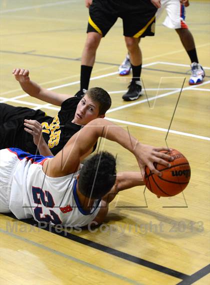 Thumbnail 2 in Reno vs. Galena (State Farm Classic) photogallery.