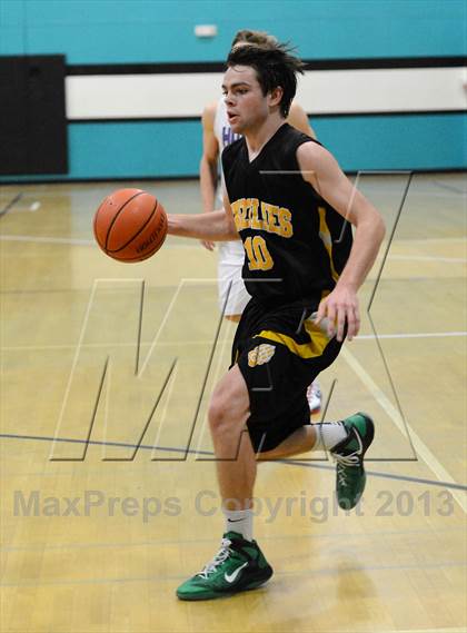 Thumbnail 3 in Reno vs. Galena (State Farm Classic) photogallery.