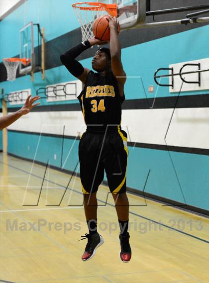 Thumbnail 1 in Reno vs. Galena (State Farm Classic) photogallery.