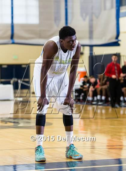 Thumbnail 3 in Oldsmar Christian vs. Huntington  photogallery.