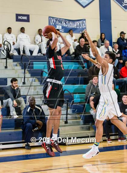 Thumbnail 2 in Oldsmar Christian vs. Huntington  photogallery.