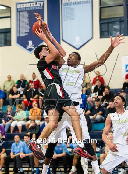 Thumbnail 1 in Oldsmar Christian vs. Huntington  photogallery.