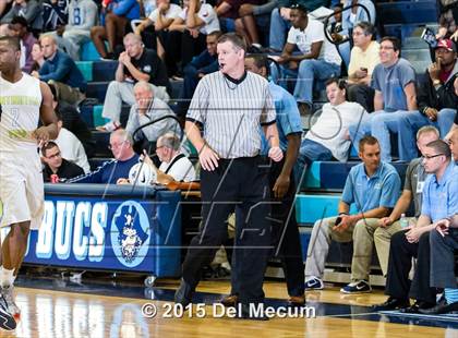 Thumbnail 3 in Oldsmar Christian vs. Huntington  photogallery.