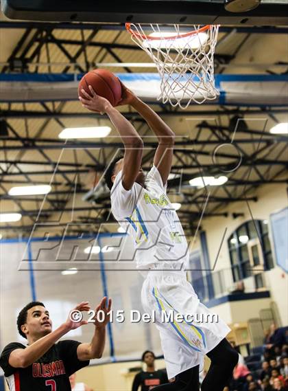 Thumbnail 1 in Oldsmar Christian vs. Huntington  photogallery.
