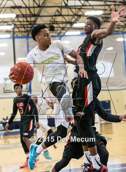 Thumbnail 2 in Oldsmar Christian vs. Huntington  photogallery.