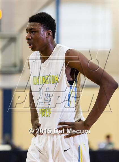 Thumbnail 1 in Oldsmar Christian vs. Huntington  photogallery.