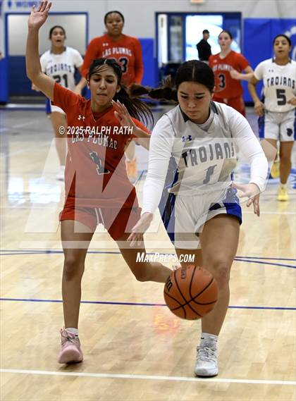 Thumbnail 1 in Las Plumas @ Orland photogallery.