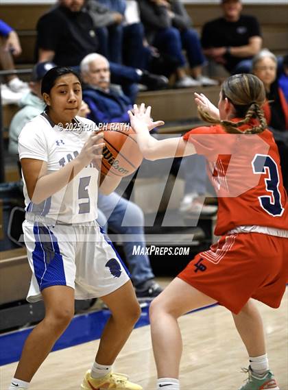 Thumbnail 2 in Las Plumas @ Orland photogallery.