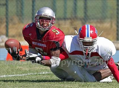 Thumbnail 3 in  Mira Loma @ West Campus photogallery.