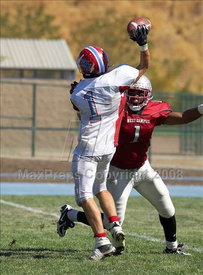 Thumbnail 1 in  Mira Loma @ West Campus photogallery.