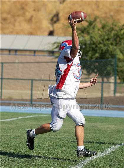 Thumbnail 1 in  Mira Loma @ West Campus photogallery.