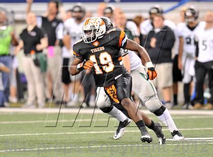 Thumbnail 3 in Lancaster vs. Cedar Park (UIL 4A Division 2 Final)  photogallery.
