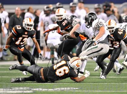 Thumbnail 1 in Lancaster vs. Cedar Park (UIL 4A Division 2 Final)  photogallery.
