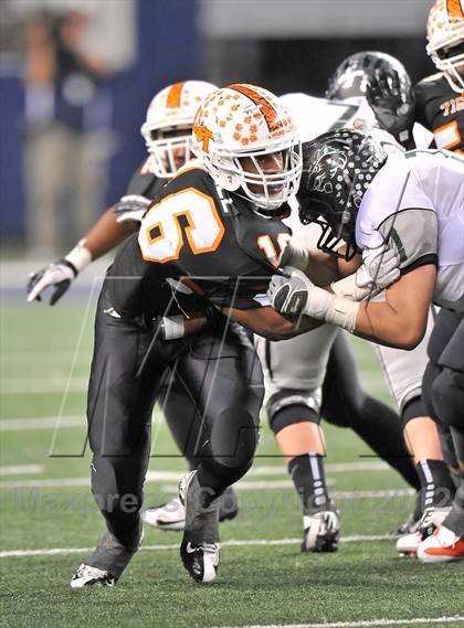 Thumbnail 3 in Lancaster vs. Cedar Park (UIL 4A Division 2 Final)  photogallery.