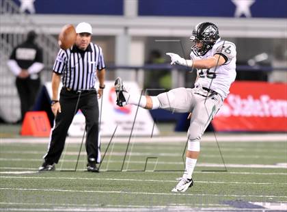 Thumbnail 1 in Lancaster vs. Cedar Park (UIL 4A Division 2 Final)  photogallery.
