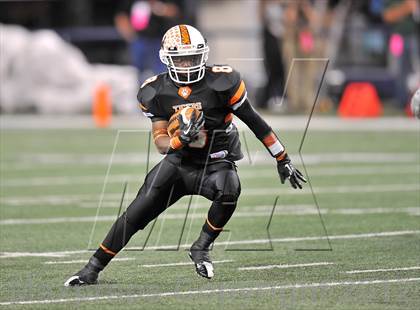 Thumbnail 3 in Lancaster vs. Cedar Park (UIL 4A Division 2 Final)  photogallery.