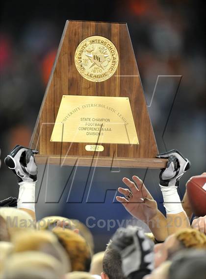 Thumbnail 2 in Lancaster vs. Cedar Park (UIL 4A Division 2 Final)  photogallery.