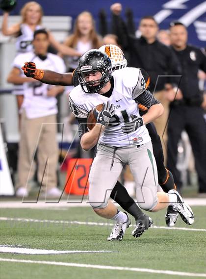 Thumbnail 3 in Lancaster vs. Cedar Park (UIL 4A Division 2 Final)  photogallery.