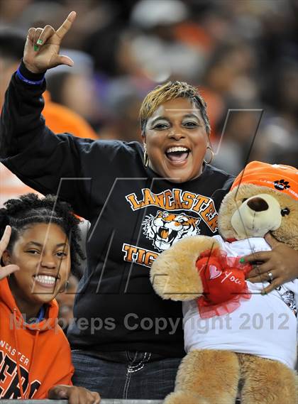 Thumbnail 3 in Lancaster vs. Cedar Park (UIL 4A Division 2 Final)  photogallery.
