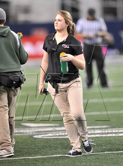 Thumbnail 3 in Lancaster vs. Cedar Park (UIL 4A Division 2 Final)  photogallery.