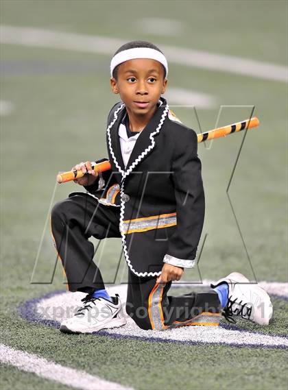 Thumbnail 2 in Lancaster vs. Cedar Park (UIL 4A Division 2 Final)  photogallery.