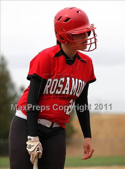 Thumbnail 2 in Rosamond vs. Bellarmine-Jefferson (Desert Classic) photogallery.