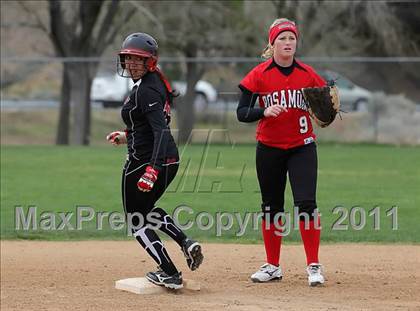 Thumbnail 1 in Rosamond vs. Bellarmine-Jefferson (Desert Classic) photogallery.